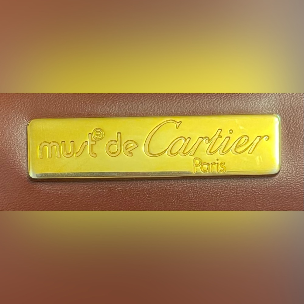 Cartier Authentic Vintage Maroon Clutch/Shoulder Bag with Gold Tone Chain - Picture 4 of 11